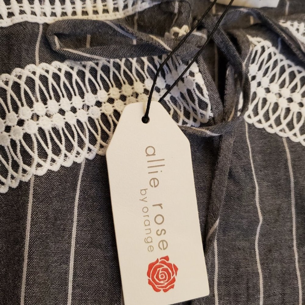 Allie Rose Top - Picture 3 of 4